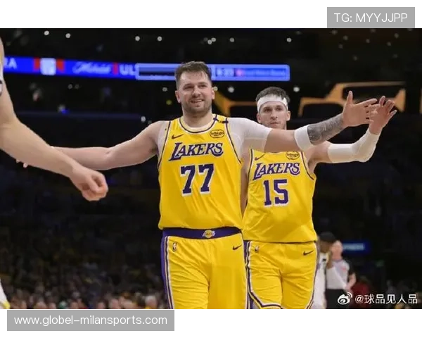 东契奇+里夫斯组合掀起联盟新潮流