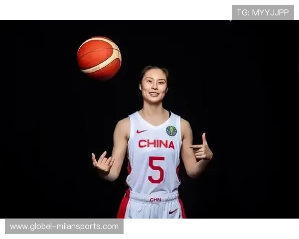 王思雨状态爆棚，青春魅力无限，助力篮球赛场新高峰